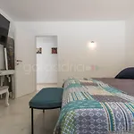 Villa Smaragd - Rubin - Luxury Apartment With Shared Pool